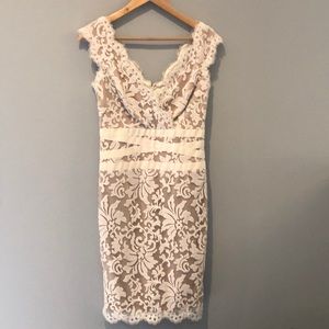 Tadashi Shoji Dress - size 4 - like new